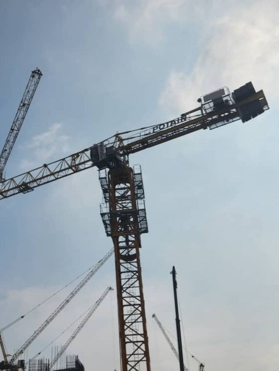 flattop-tower-crane-gallery-5